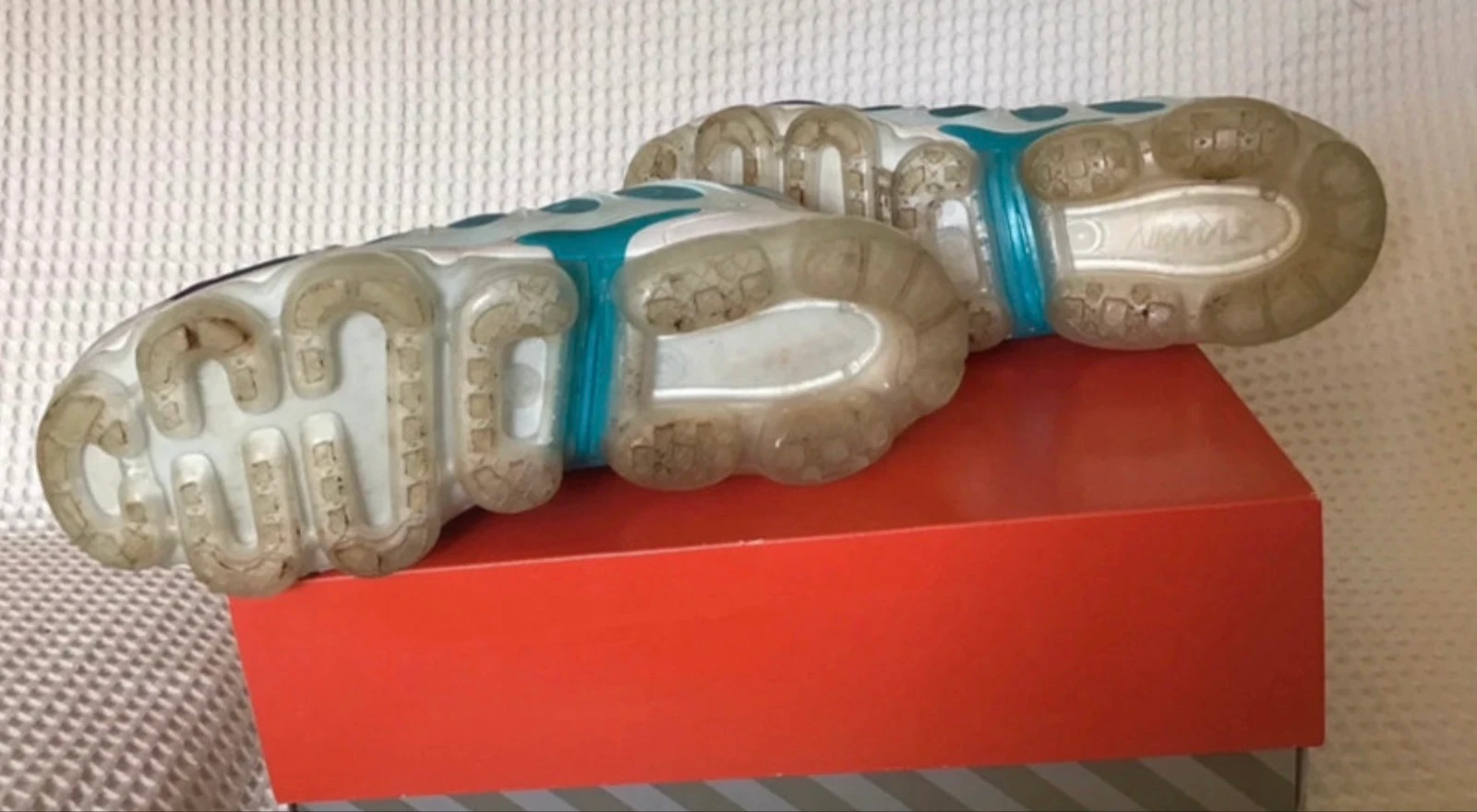 Jolie Nike Air Vapormax Plus – Dégradé Violet & Turquoise – T.44 – photo 11